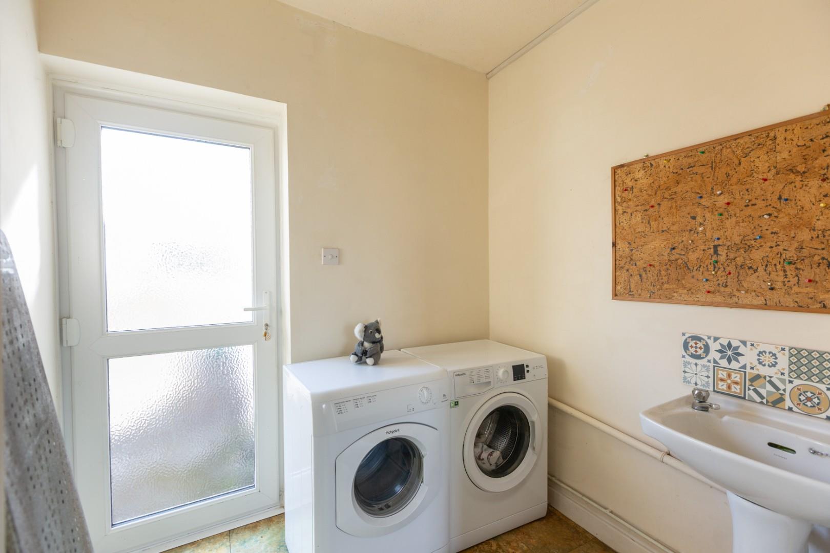 Pennard Drive, Southgate, Swansea, SA3 2DW